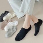 5 Pairs Unisex No-Show Socks - Breathable Sweat-Resistant Anti-Odor Invisible Invisible Socks For Men & Women, Solid Colors (Black, Pink, Grey, Beige, White) - Machine Washable Boat Socks For Casual & Formal Wear - Image 2