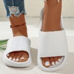 Solid Color Eva Pillow Slides, Soft Sole Anti-Odor & Anti-Slip Bathroom Shoes, Comfy Unisex Home Cloud Slides - Image 3