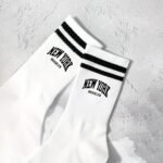 1 Pair Striped & Letter Print Socks, Casual & Versatile Comfy Unisex Mid Tube Socks, Women'S Stockings & Hosiery - Image 2