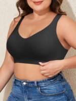 Single Pack Plus Size Seamless V-Neck Bralette, Sexy Style, Polyamide Knit Fabric With Medium Stretch, Solid Color, Wireless, Comfortable Breathable, With Removable Padding - Image 3
