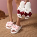 Women'S Autumn And Winter Warm Slippers With A Bow Design, Stylish Indoor Slippers For The Living Room.
