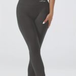 Women'S High-Waisted Cropped Sports Leggings, Polyester & Spandex Blend, Solid Color, High Stretch, Knit Fabric, For All-Season Yoga Fitness Pants, Yoga Pants