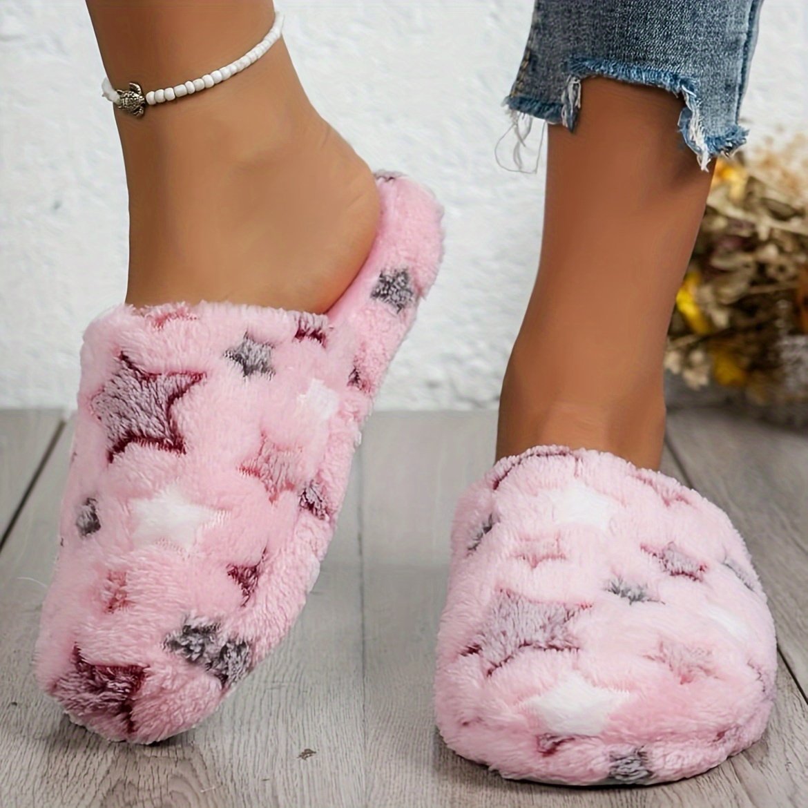 product-fancy-65eaf98e-7026-435d-85e4-71b50f1491d7.jpg Women'S Cozy Star Patterned Plush Slippers, Colorful Plush Lined Home Footwear, Soft Indoor Warm Comfortable Fit - Image 1