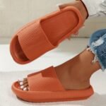 Solid Color Eva Pillow Slides, Soft Sole Anti-Odor & Anti-Slip Bathroom Shoes, Comfy Unisex Home Cloud Slides - Image 2