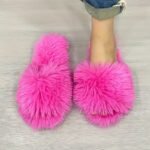 Women'S Plush Slippers For All Seasons, Cozy Indoor Footwear With A Stylish And Minimalist Design.