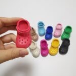 1Pc Mini Shoe Charm, 8 Colors, Pvc Material, Cute Diy Decoration For Shoe Accessories, Assorted Colors (Dark Purple, Yellow, Blue, Green, White, Black, Brown, Pink, Red)