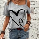 Heart Print Slant Shoulder T-Shirt, Casual Short Sleeve Top For Spring & Summer, Women'S Clothing