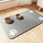 1Pc Quick Dry Diatomaceous Earth Pet Feeding Mat - Splash-Proof, Absorbent, Easy To Clean, For Dogs And Cats, Herring Bone Pattern With Paw Print Design, Black, Washable Pet Feeding Mat - Image 2