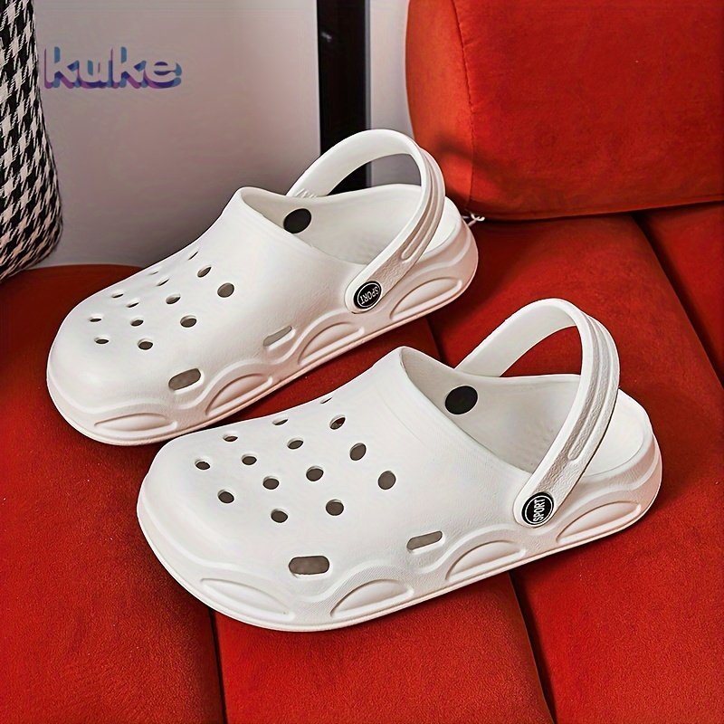 product-fancy-abb343e6-f4d1-4edd-b559-3d70903fd8c2.jpg Solid Color Unisex Clogs, Lightweight Anti-Slip Eva Slide Shoes, Summer Indoor & Outdoor Beach Garden Sandals - Image 1