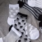 4 Pairs/8 Pairs Women'S Black And White Mid-Calf Socks, Spring-Summer Thin Transparent Crystal Casual Socks - Image 2