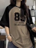 Women'S Casual Y2K-Inspired "8.5 League Champions" Graphic Tee - Black & Olive, Short Sleeve, Crew Neck, Casual Attire|Vintage Print Top|Short Sleeve Shirt - Image 7