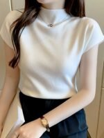 Popular Solid Color Tank Tops From Japan And South Korea - Image 2