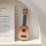 Miniature Guitar Model Decor, Miniature Guitar Model Display Mini Musical Ornaments Craft Home Decor Model Home Decoration For Decorative Purposes Only - Image 7